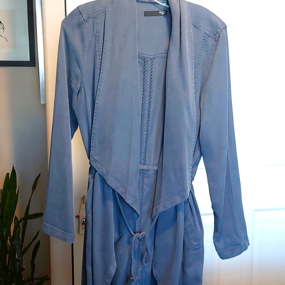 Max Jeans Blue Duster in Size Medium